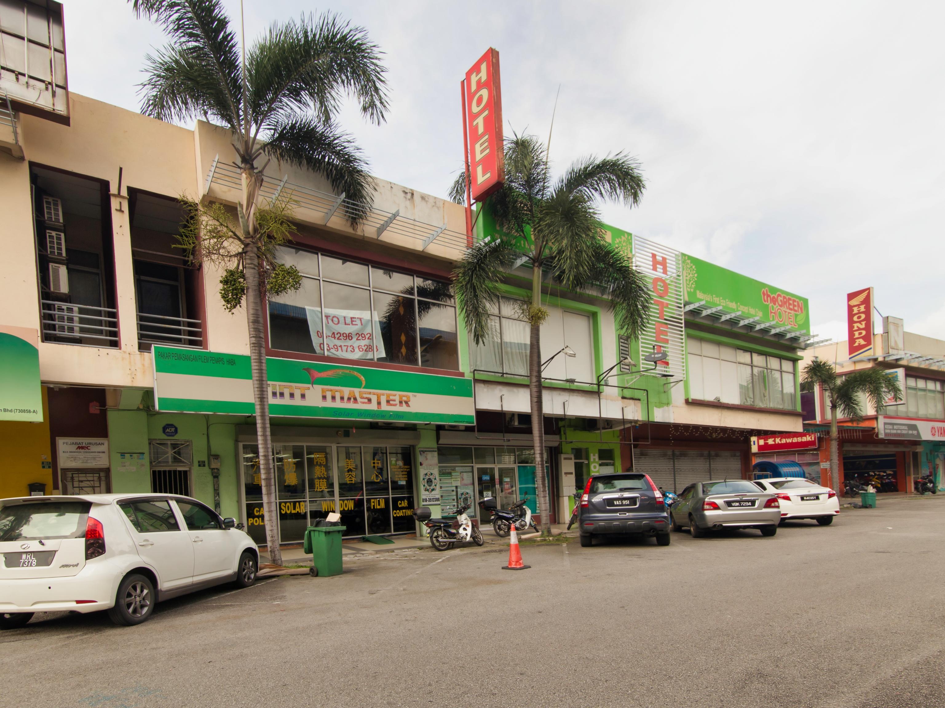 Oyo 479 The Green Hotel Ampang  Extérieur photo