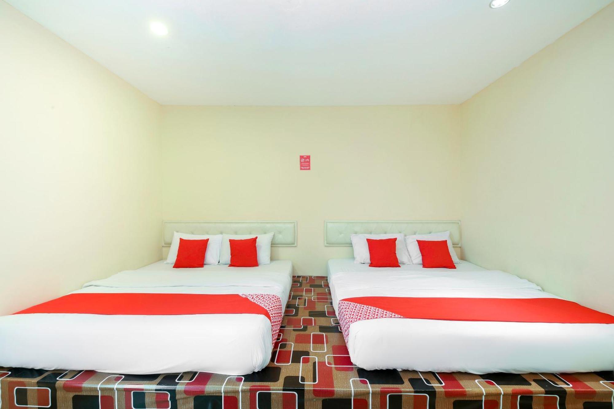 Oyo 479 The Green Hotel Ampang  Extérieur photo