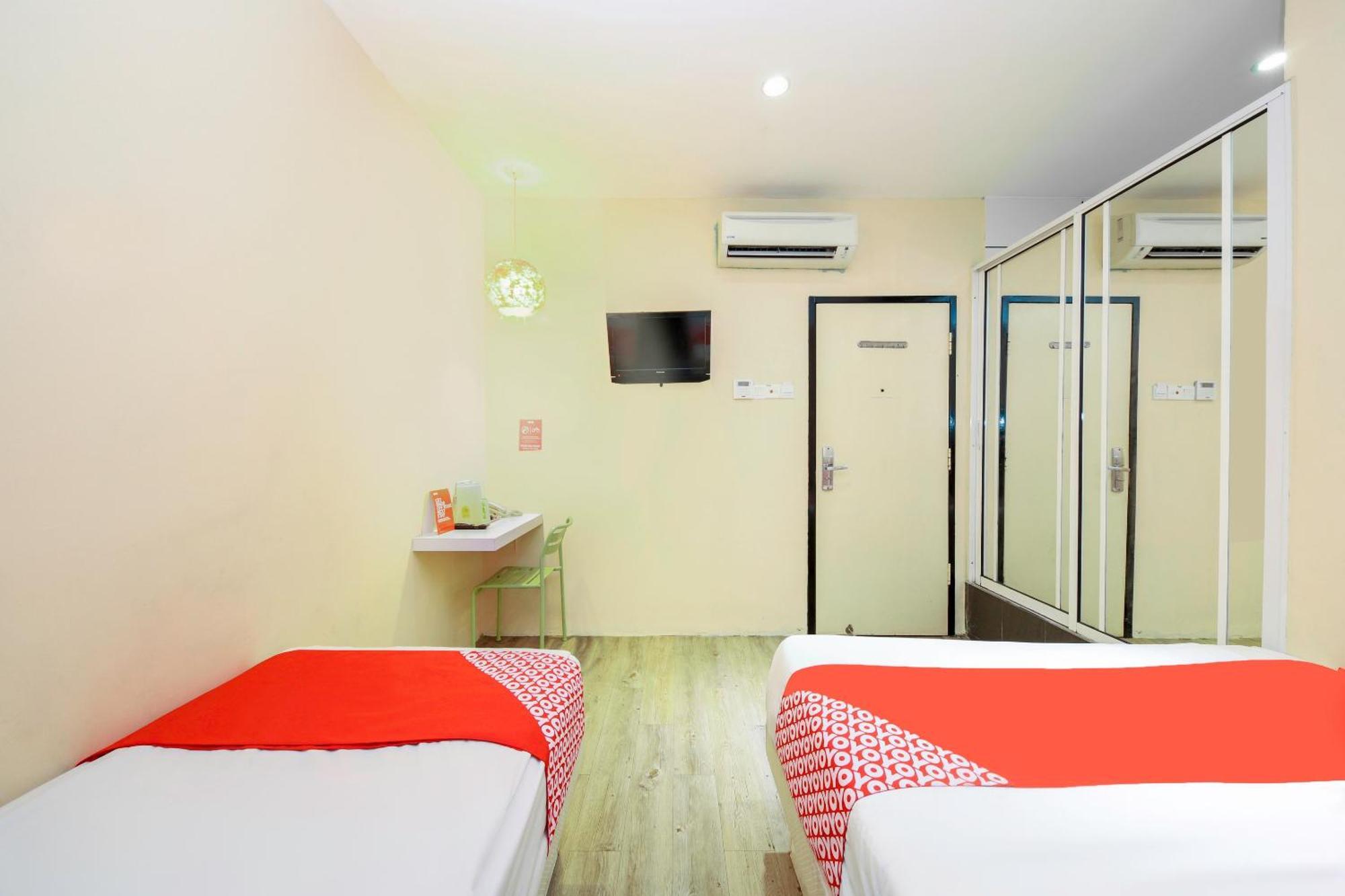 Oyo 479 The Green Hotel Ampang  Extérieur photo